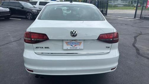 2017 Volkswagen Jetta 1.8T SEL
