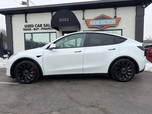 2022 Tesla Model Y Performance Dual Motor All-Wheel Drive