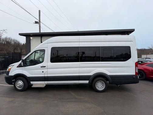 2019 Ford Transit-350 XL
