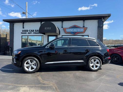 2021 Audi Q7 45 Premium