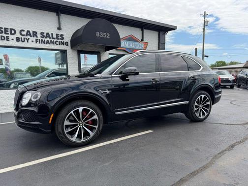 Black 2020 Bentley Bentayga V8