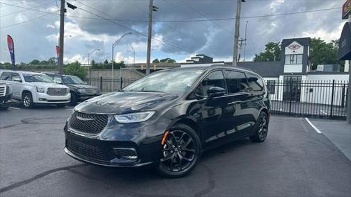 2021 Chrysler Pacifica Touring