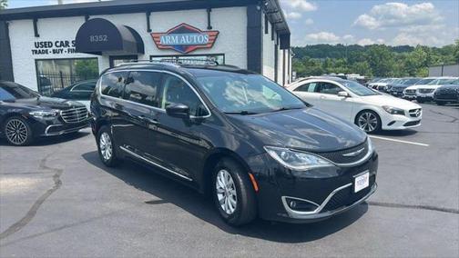 2018 Chrysler Pacifica Touring-L