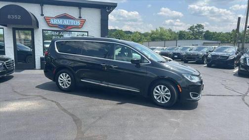 2018 Chrysler Pacifica Touring-L