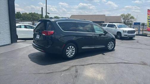 2018 Chrysler Pacifica Touring-L