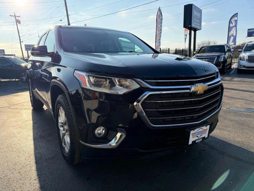 2020 Chevrolet Traverse LT Cloth