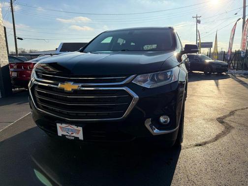 2020 Chevrolet Traverse LT Cloth