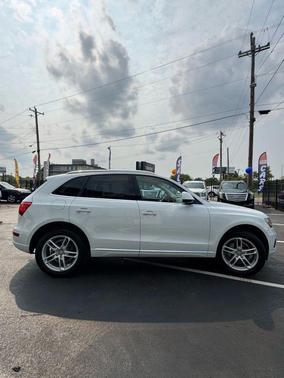2017 Audi Q5 2.0T Premium Plus