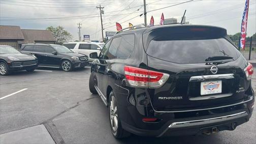 2014 Nissan Pathfinder Hybrid Platinum