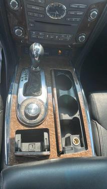 2017 INFINITI QX80 Base