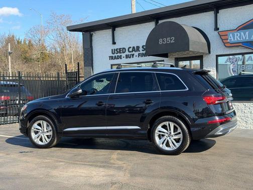 2021 Audi Q7 45 Premium Plus