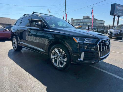2021 Audi Q7 45 Premium Plus