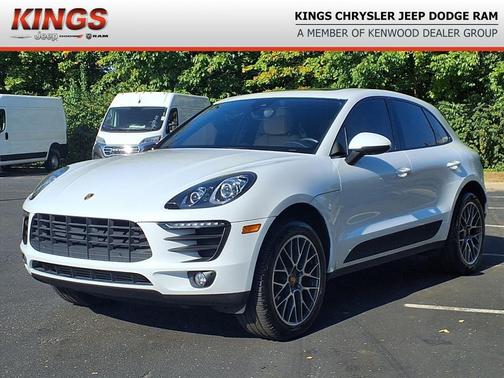 2018 Porsche Macan Base