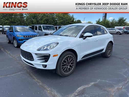 2018 Porsche Macan Base