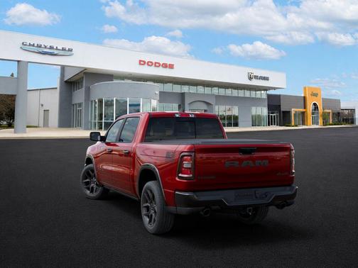 Molten Red Pearlcoat 2026 RAM 1500 Laramie