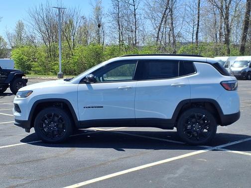 2025 Jeep Compass Latitude