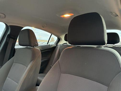 2018 Chevrolet Cruze LS