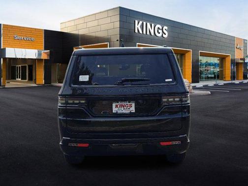 2024 Jeep Grand Wagoneer L Series II 4x4