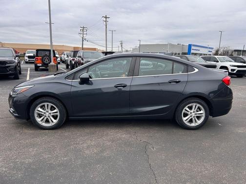 2018 Chevrolet Cruze LT