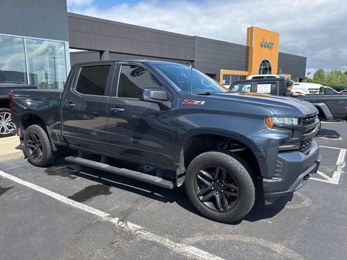 Shadow Gray Metallic 2020 Chevrolet Silverado 1500 RST