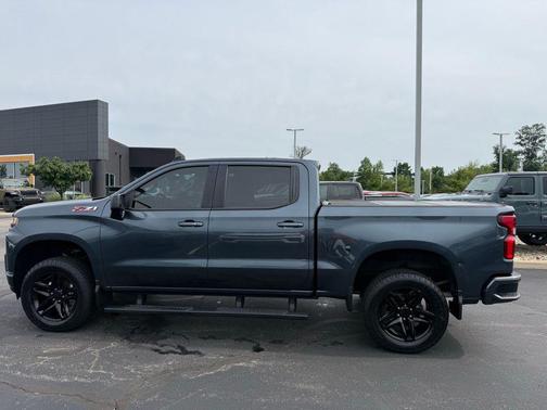 Shadow Gray Metallic 2020 Chevrolet Silverado 1500 RST