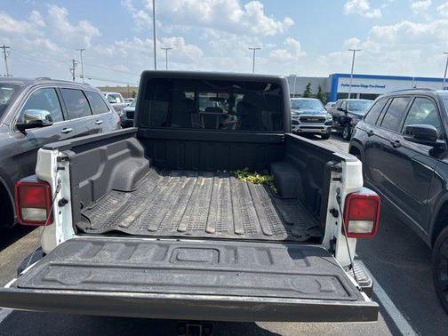 2022 Jeep Gladiator Altitude 4x4