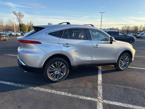 2024 Toyota Venza XLE