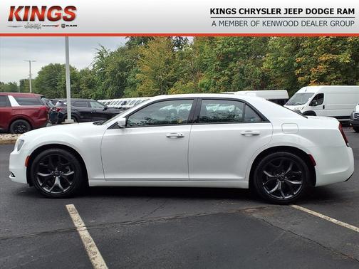 2023 Chrysler 300 S