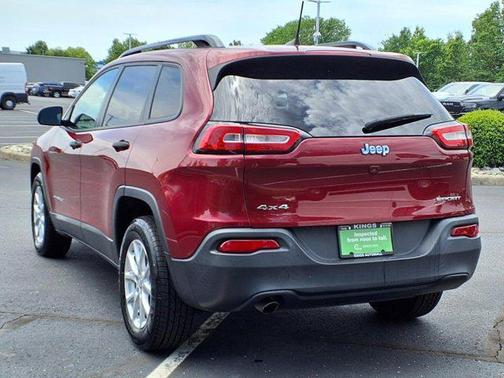 2016 Jeep Cherokee Sport