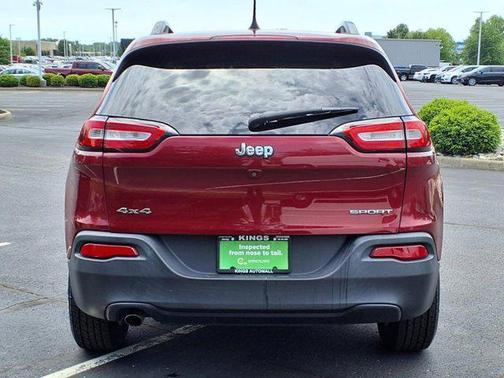 2016 Jeep Cherokee Sport