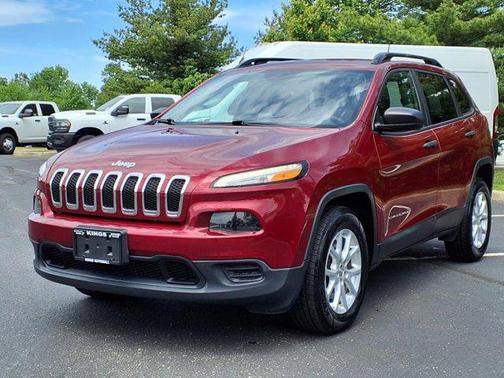 2016 Jeep Cherokee Sport