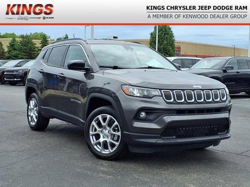 2022 Jeep Compass Latitude Lux