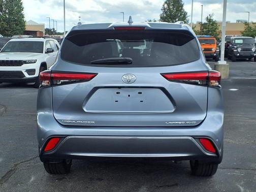 2021 Toyota Highlander Limited