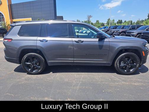 Baltic Gray Metallic Clearcoat 2024 Jeep Grand Cherokee L Limited