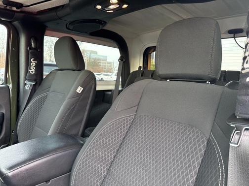 2021 Jeep Wrangler Sport S