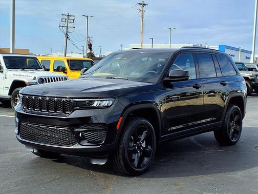 2025 Jeep Grand Cherokee Altitude