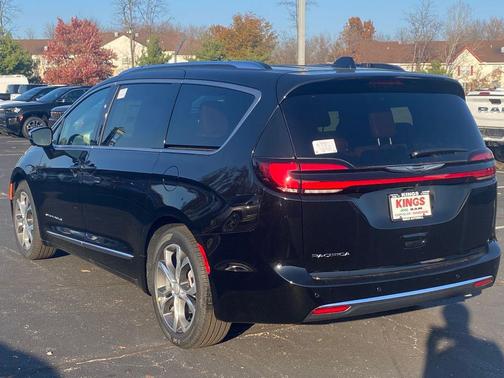 2026 Chrysler Pacifica L