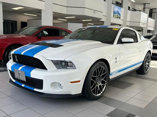2012 Ford Shelby GT500 Base