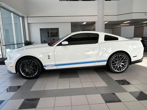 2012 Ford Shelby GT500 Base