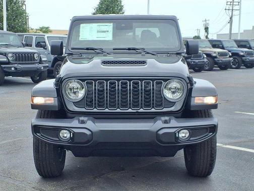 2025 Jeep Gladiator Sport S