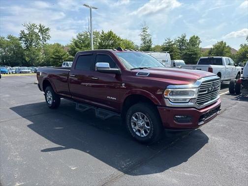 2022 RAM 3500 Laramie Crew Cab 4x4 8' Box