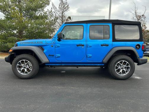 2025 Jeep Wrangler Sport S