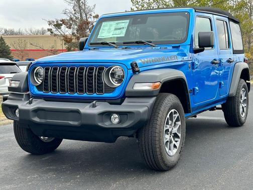 2025 Jeep Wrangler Sport S