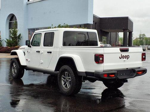 2025 Jeep Gladiator Mojave X
