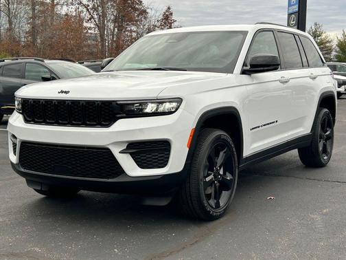 2025 Jeep Grand Cherokee Altitude
