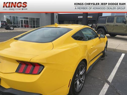 2024 Ford Mustang EcoBoost