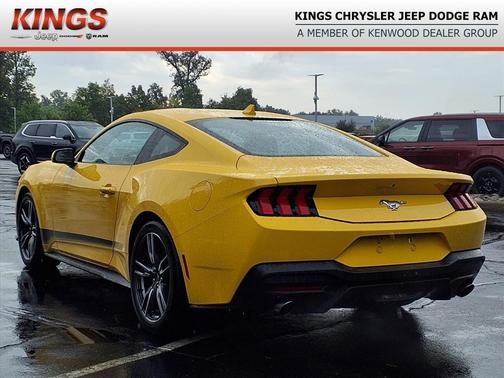 2024 Ford Mustang EcoBoost