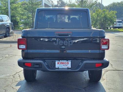 2025 Jeep Gladiator Sport S