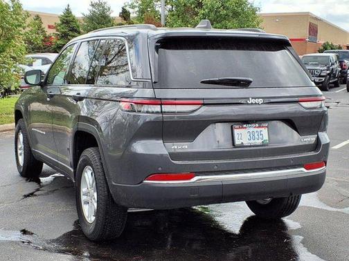2025 Jeep Grand Cherokee Laredo