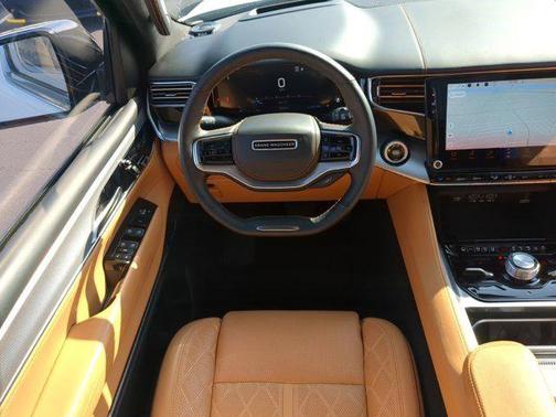 2023 Jeep Grand Wagoneer Series III 4x4